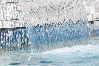 How Waterline Tile Shapes the Appearance of a Fiberglass Pool